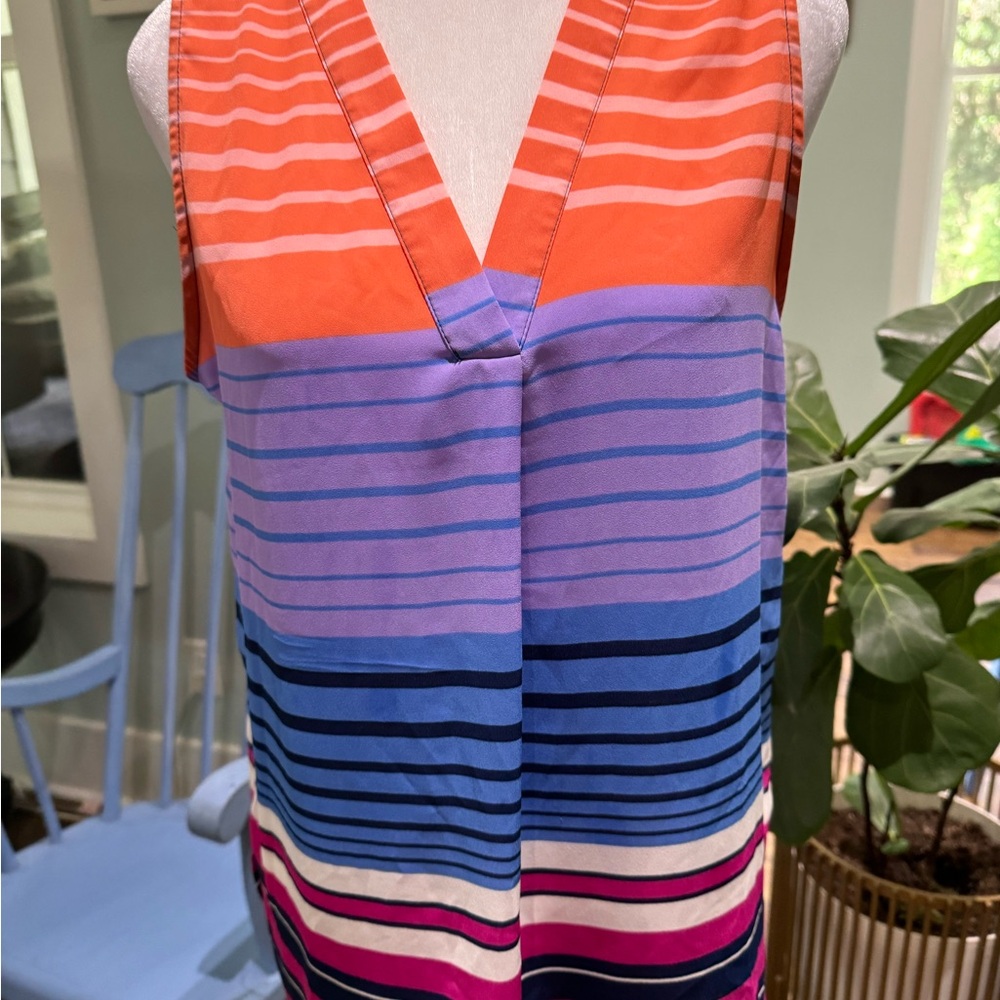 Jones & CO colorful top. Size Medium